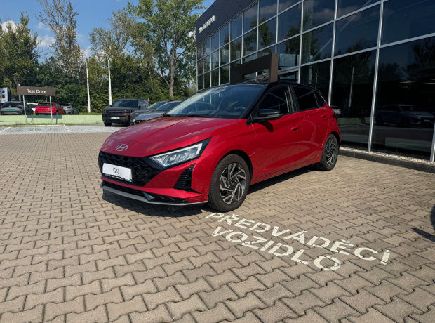 i20-2023 - STYLE - 1,0 T-GDI 74 kW 6st. manuální - Černý - Dragon Red Pearl/ Black