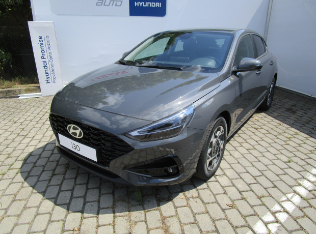 Nová i30 Fastback - FAMILY - 1,0 T-GDI 74 kW MT - Černý - Ecotronic Gray Pearl