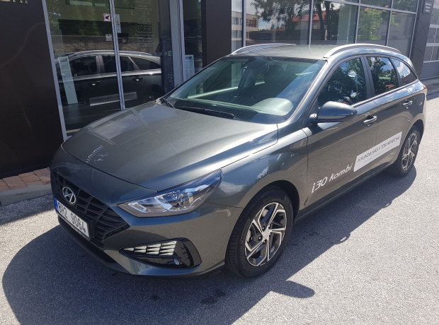 i30 Kombi - FAMILY COMFORT - 1,5i 81 kW MT - Černý - Amazon Gray