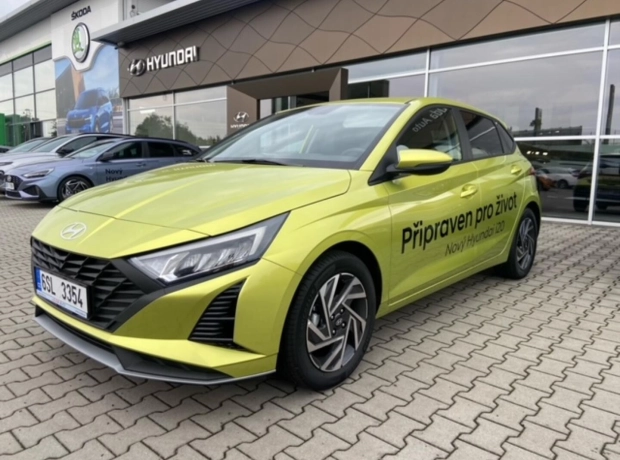 Nová i20 - Smart - 1,2i Benzín 58 kW 5st. manuální - Černý - Lucid Lime Metallic