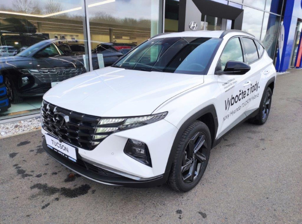 TUCSON Hybrid - FREEDOM PLUS - 1,6 T-GDI HEV 4x2 AT - Černý - Atlas White Solid