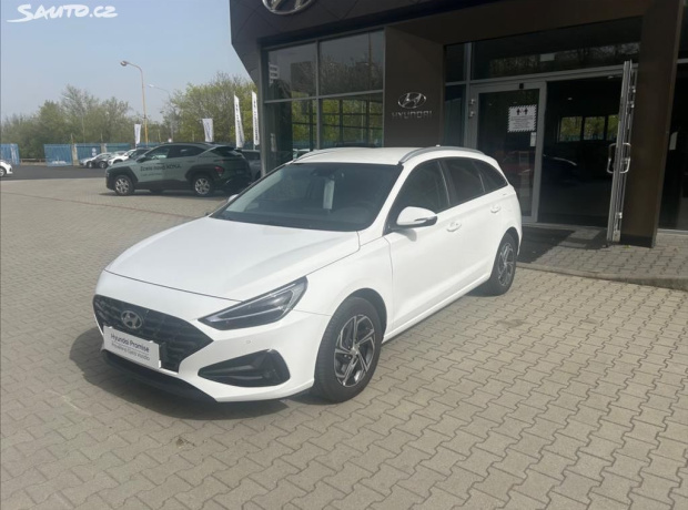 i30 Kombi - SMART PE - 1,5i 81 kW MT - Černý - Atlas White Solid