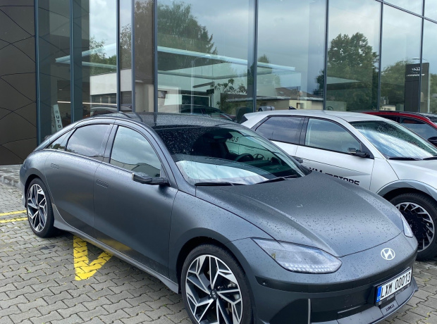 IONIQ 6 - STYLE PREMIUM - 239 kW / 4WD / 77,4 kWh - Černý - Nocturne Gray Matte