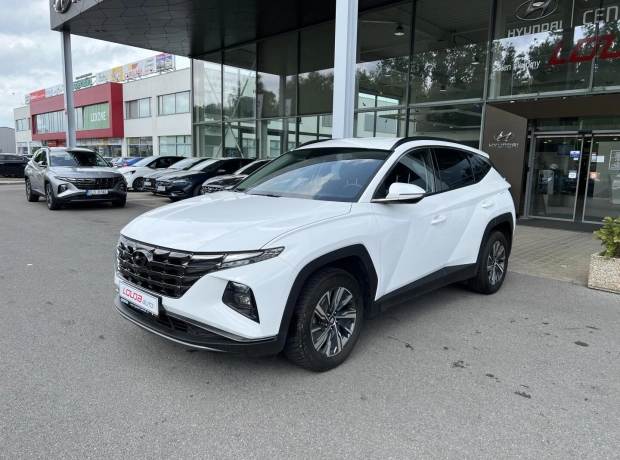 TUCSON - Smart - 1,6 T-GDI Benzín 110 kW 6st. manuální - Černý - Atlas White