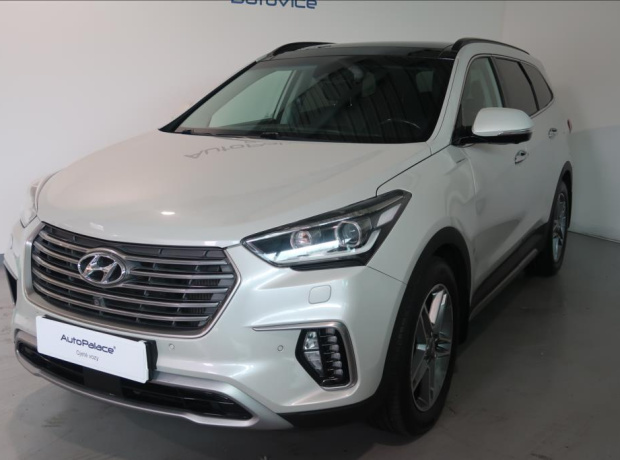 Hyundai Grand Santa Fe