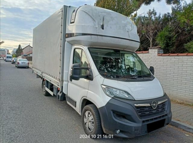 Opel Movano